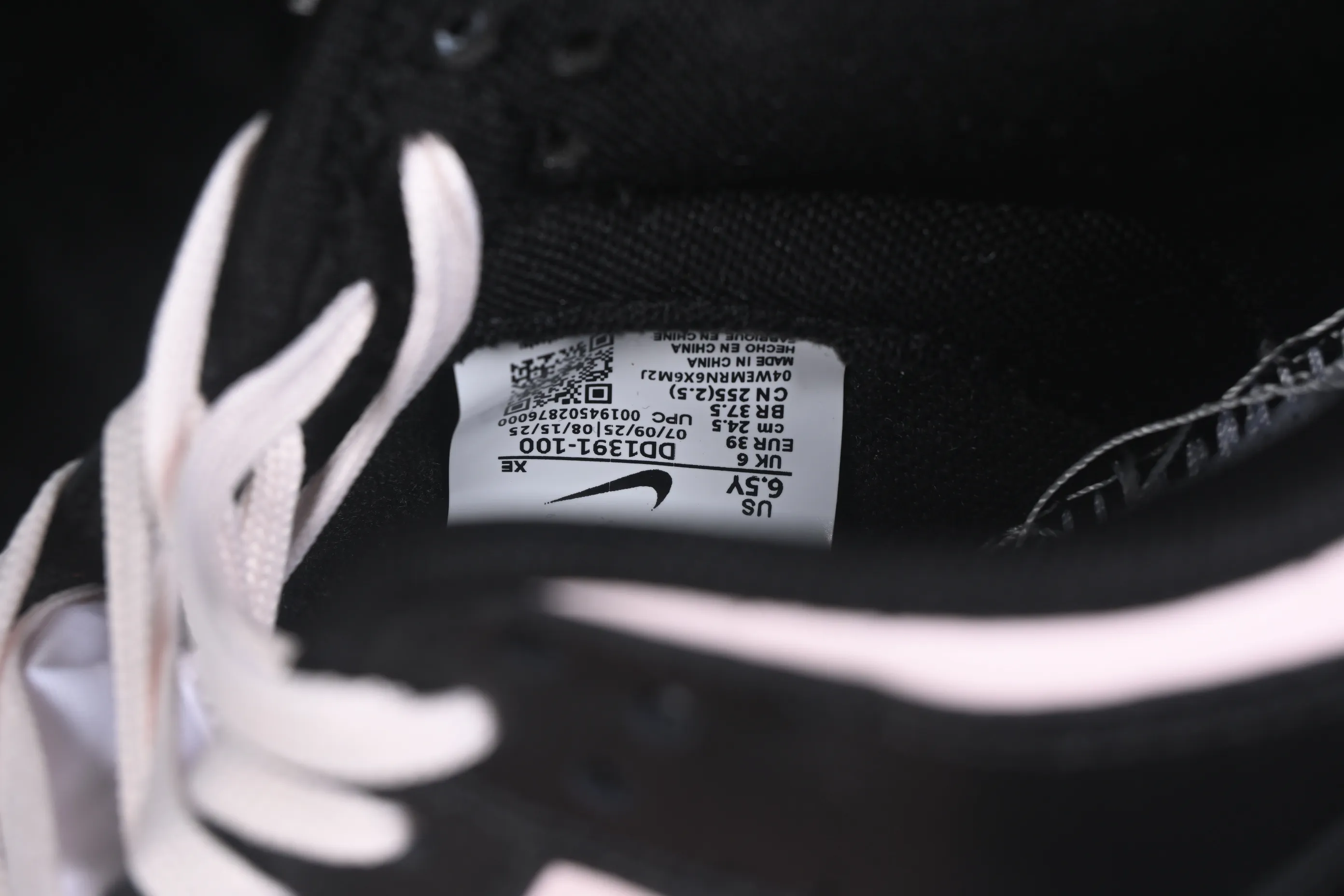 All categories Nk SB Dunk Series Nk SB Dunk Low High-end customized low-top sneakers Nike SB Dunk Low black pink low-top casual sneakers DD1391-100